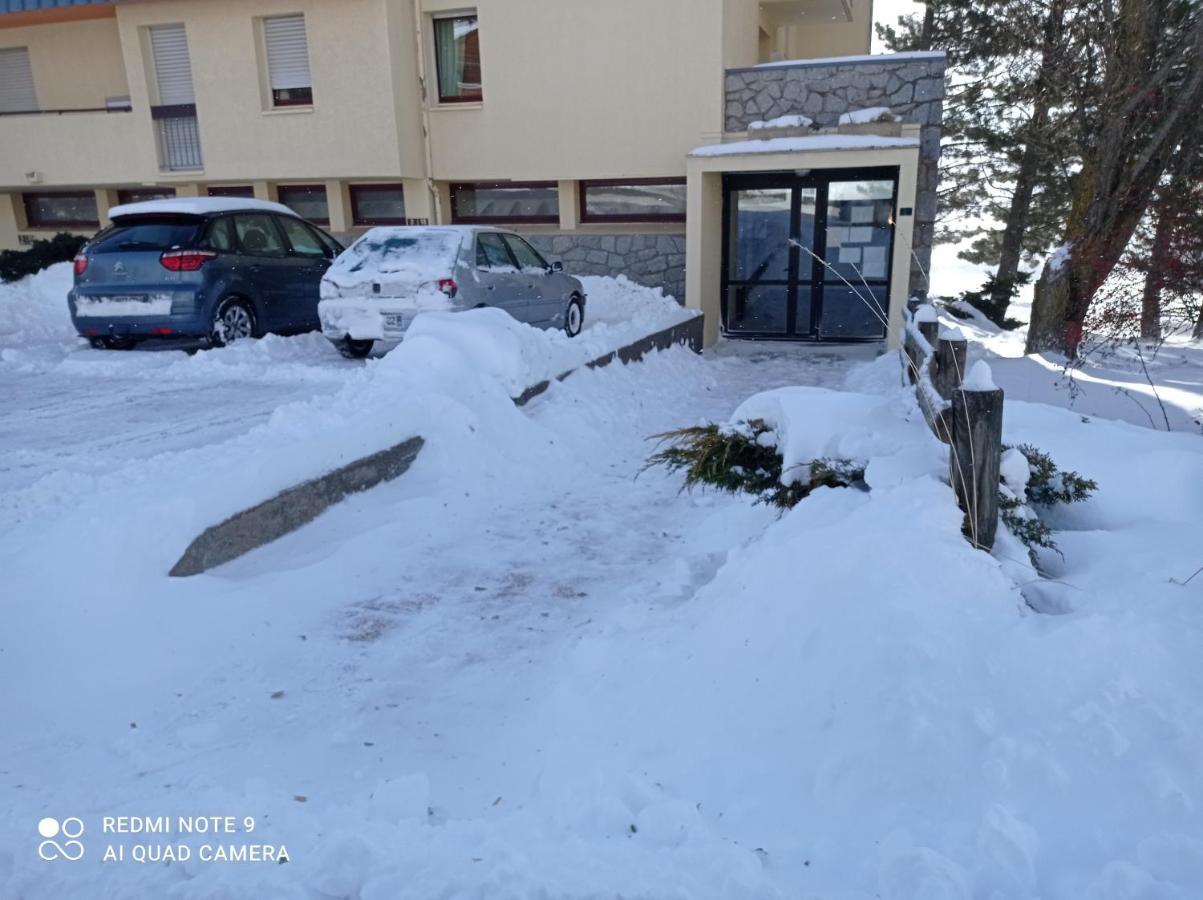 Studio MARMOTTE FONT-ROMEU 4 personnes avec balcon Résidence VAL SOLEIL entièrement rénové en juin 2021 place de PARKING&WIFI gratuite Esterno foto